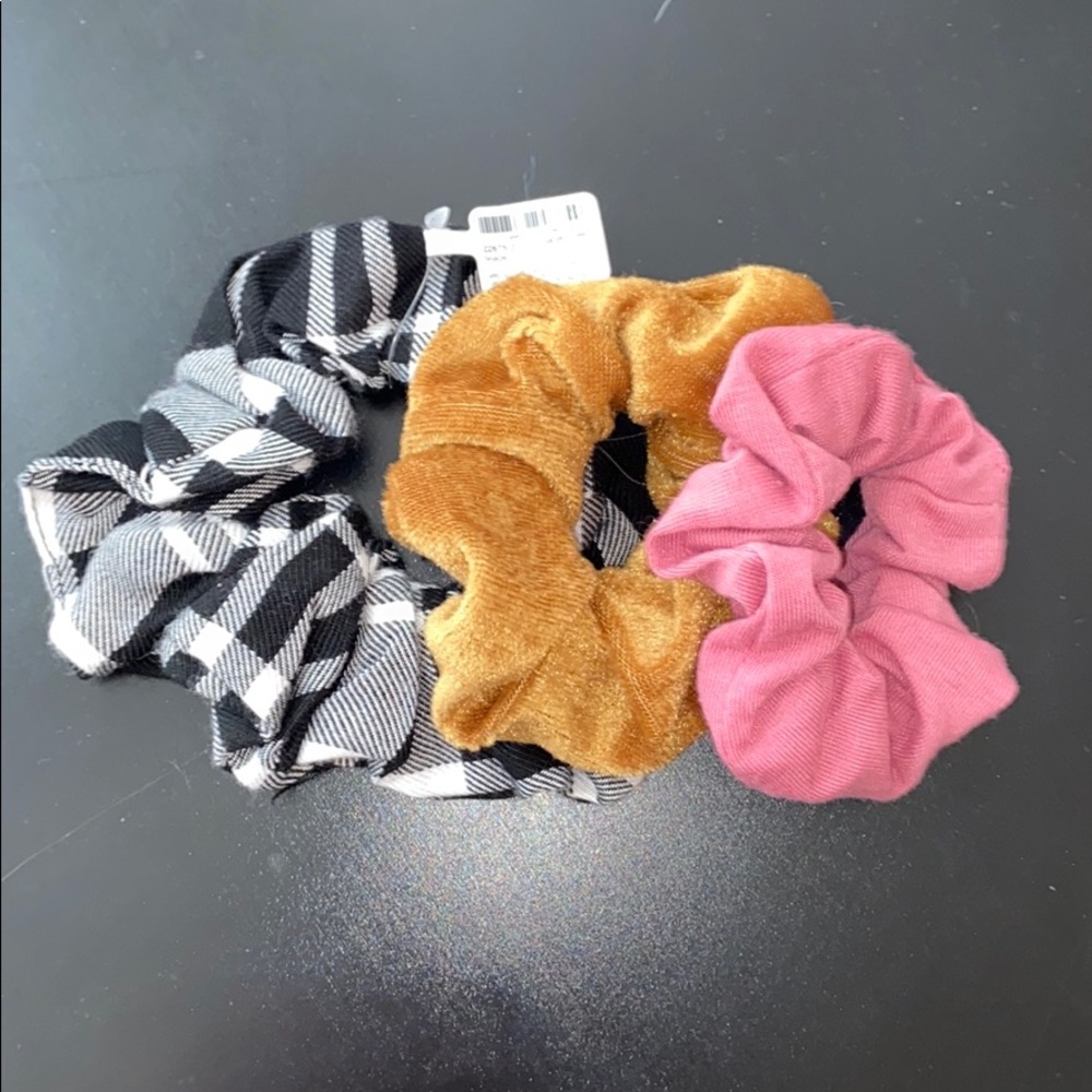 random scrunch is bundle (3)